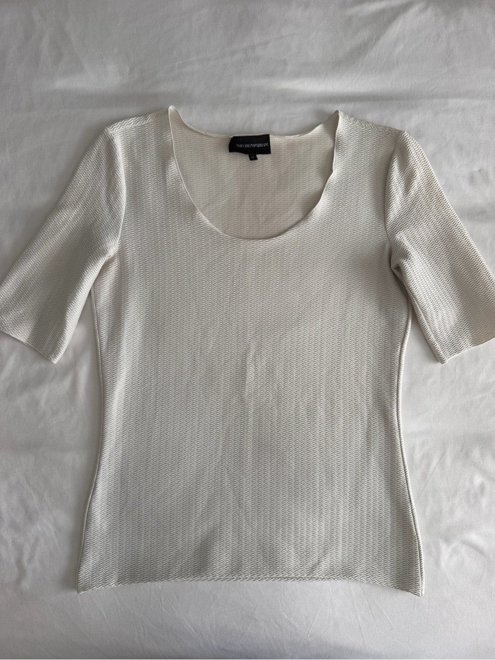Emporio Armani White Jacquard Embossed Textured Scoop Neck Top IT 42